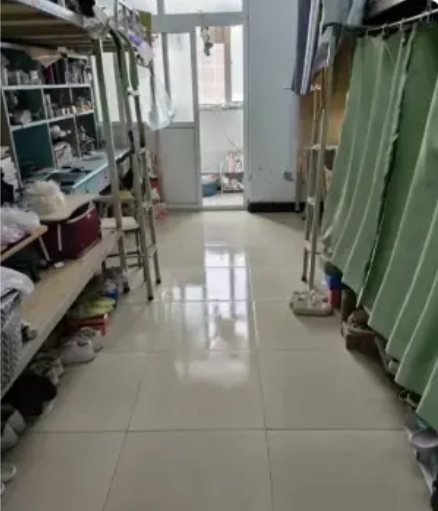 宿舍内部图片