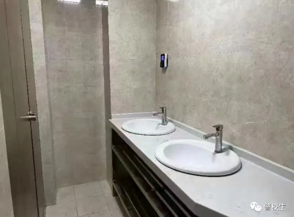 洗漱间