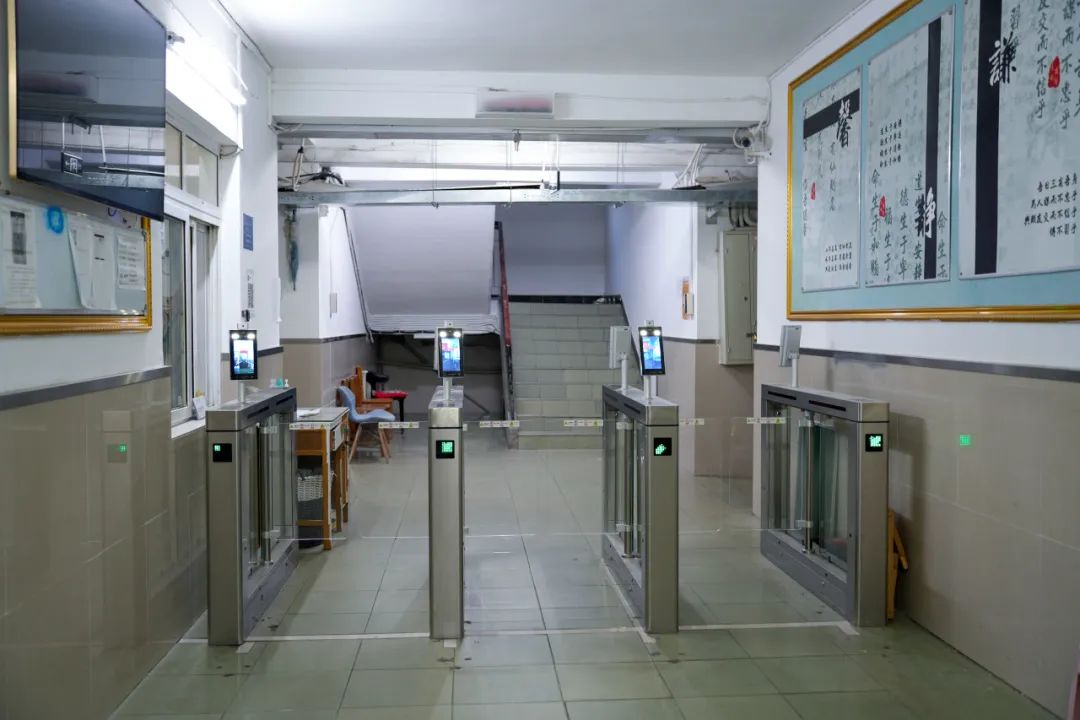 宿舍门禁