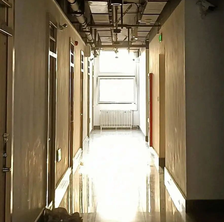 宿舍走廊