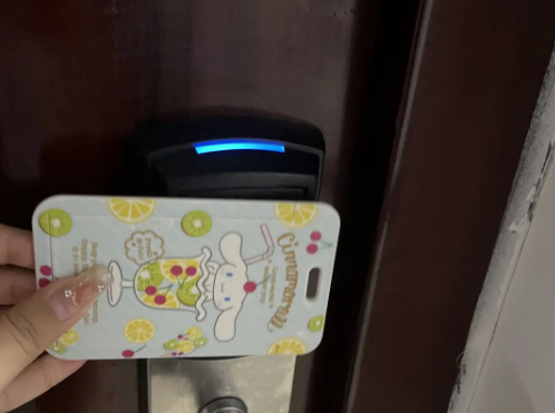 智能门锁