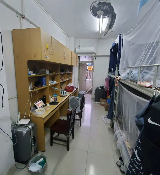 广州校区四人间宿舍