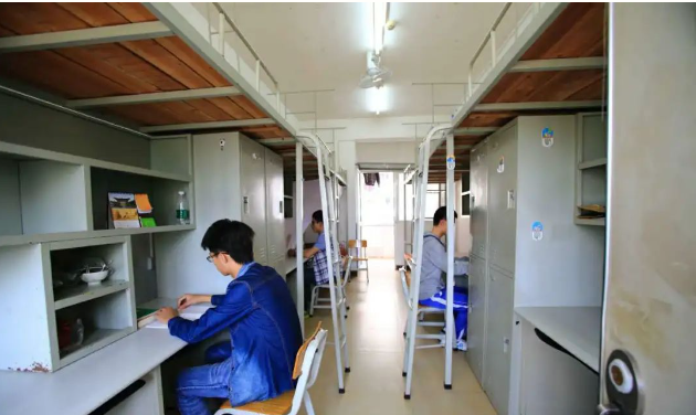 六人间上床下桌