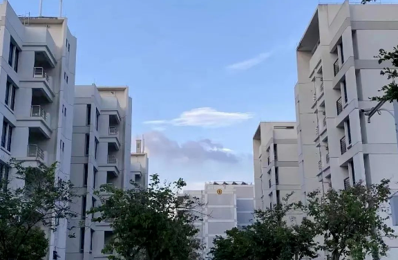 底层学生公寓楼