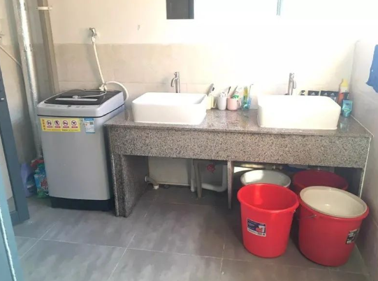 清远校区洗漱池