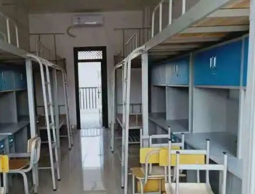 宿舍内部图片