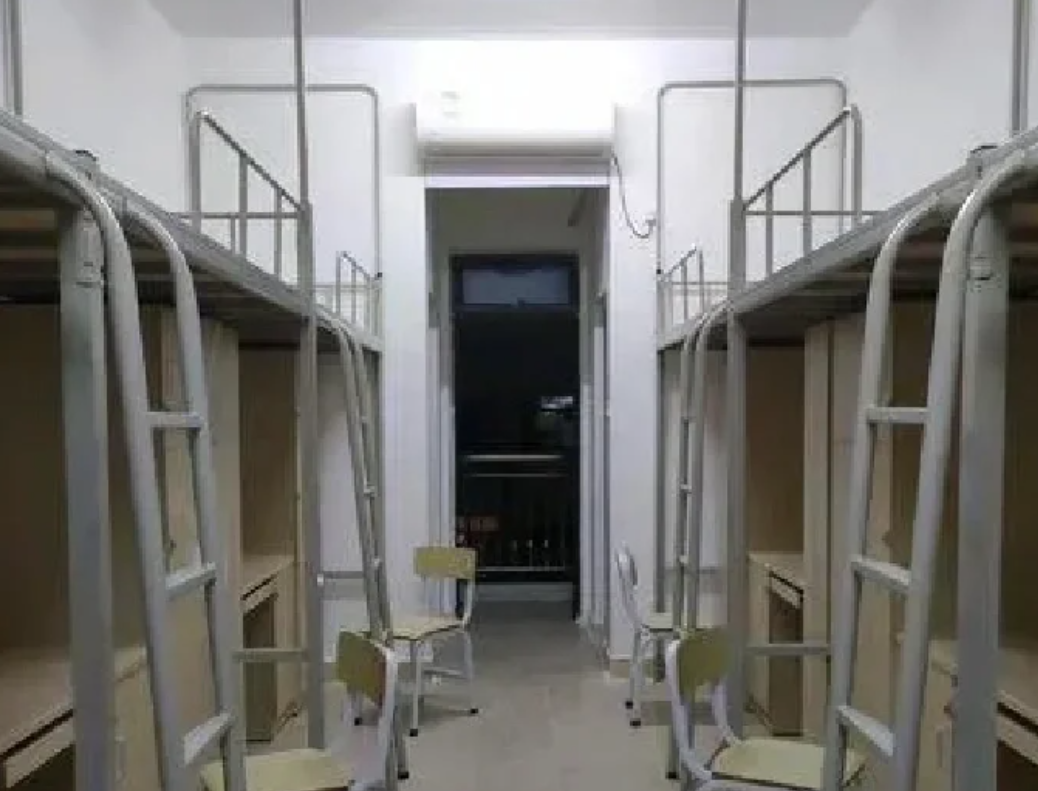 官塘校区六人间