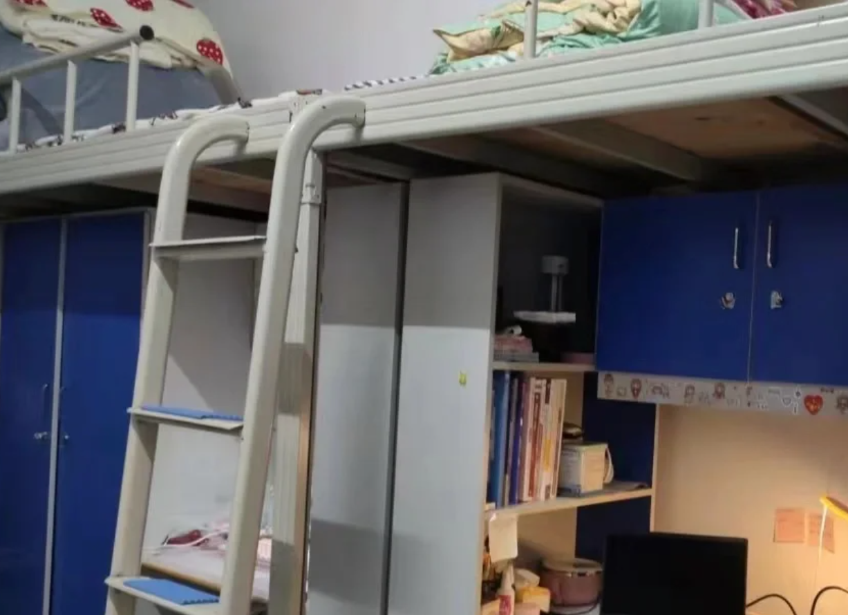 官塘校区宿舍内部