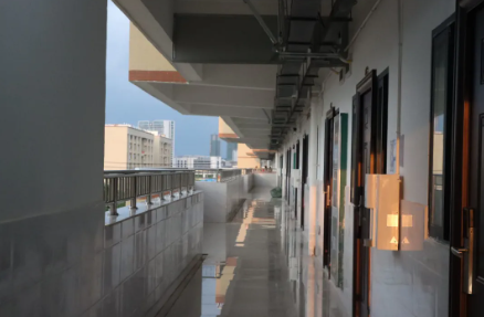 宿舍走廊