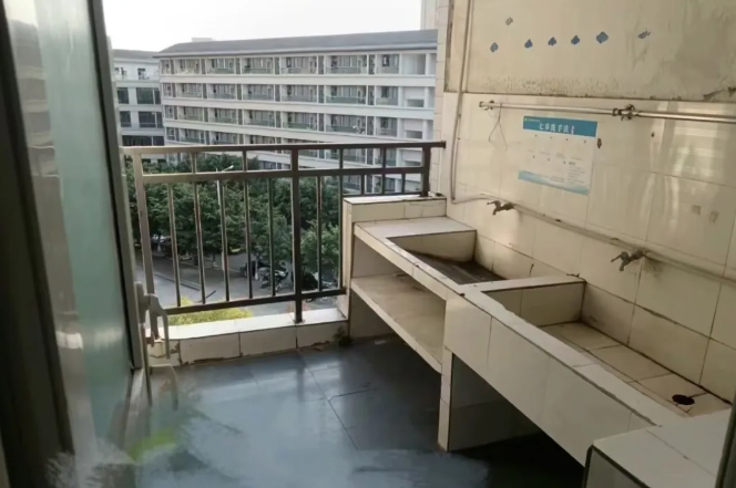 洗漱台