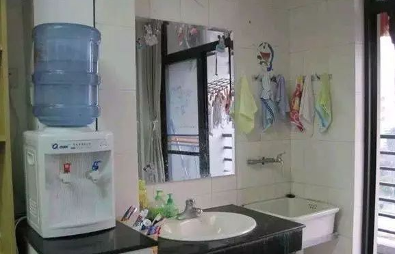 洗漱池
