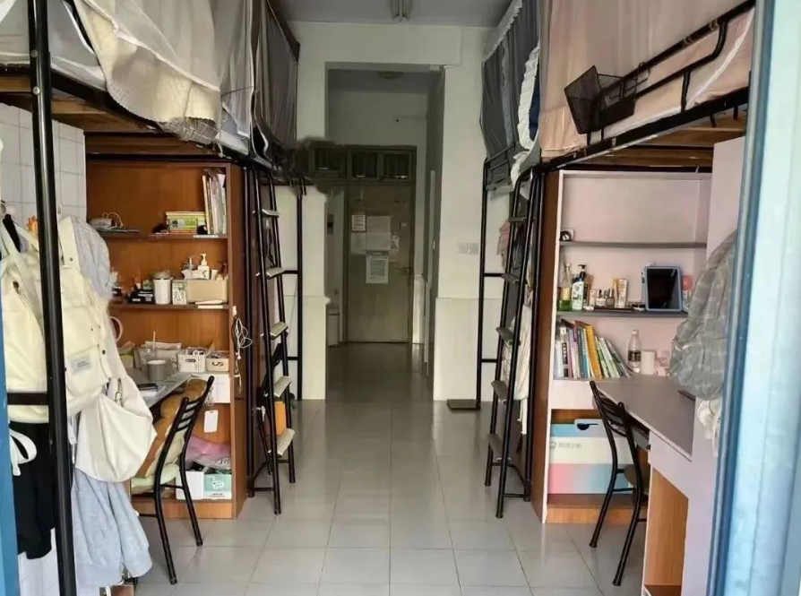 桃李苑四人间