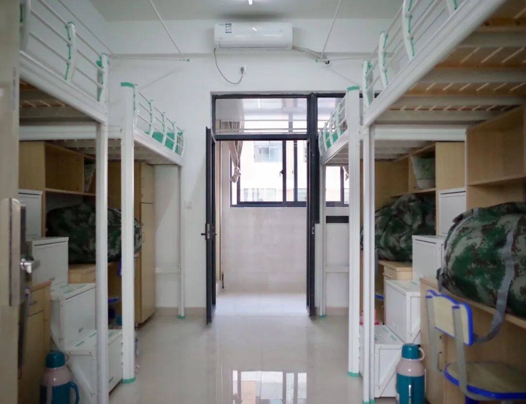 上床下桌结构
