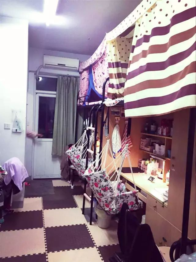 宿舍内景