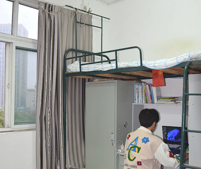 宿舍内景